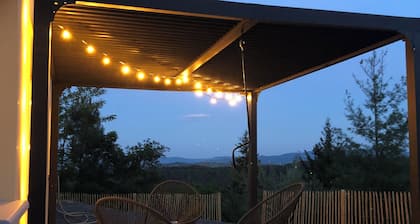 Chez Maurice et Simone
Maison neuve pour 8 personnes