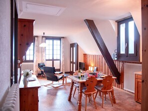 Dining - Plan Névé 5 by Interhome (Villars)