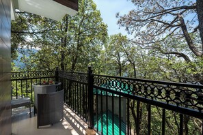 Valley view - The Pine Retreat - Mall Road Dalhousie (Dalhousie)