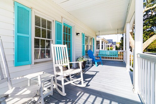 3 Bdrm in Historic Downtown