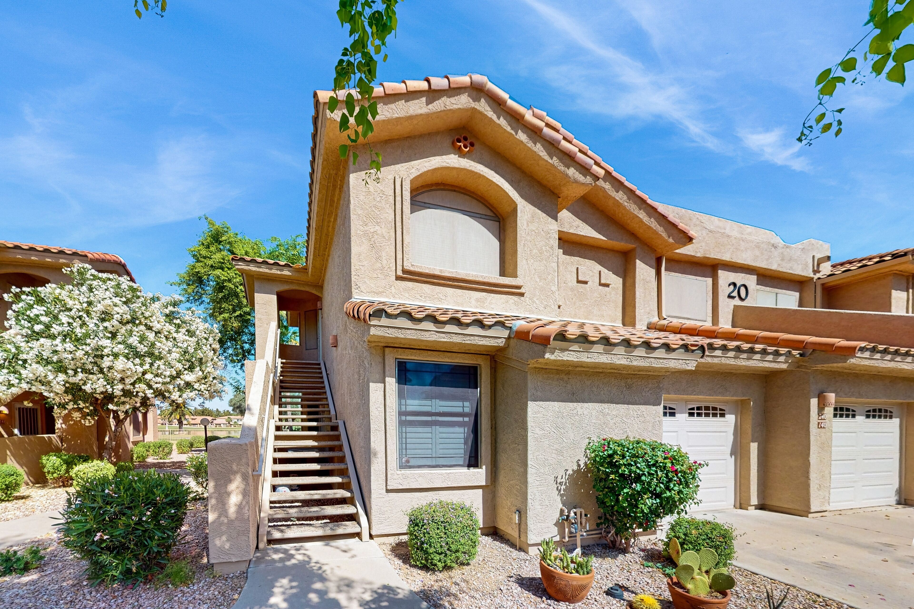 Golf course-view getaway with WFH desk, pool, hot tub, gym access