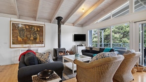 تلفزيون ذكي