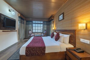 ห้องเอ็กเซกคิวทีฟ | เครื่องนอนระดับพรีเมียม, ห้องพักตกแต่งอย่างมีเอกลักษณ์