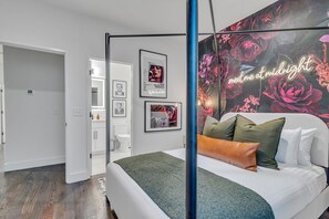 4 Schlafzimmer, Bügeleisen/Bügelbrett, Reisekinderbett, WLAN