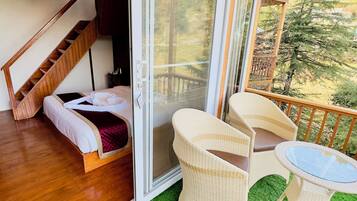 Almost Heaven | Balcony