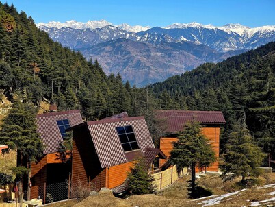  WOW STAYZ2 Ashoka Grand