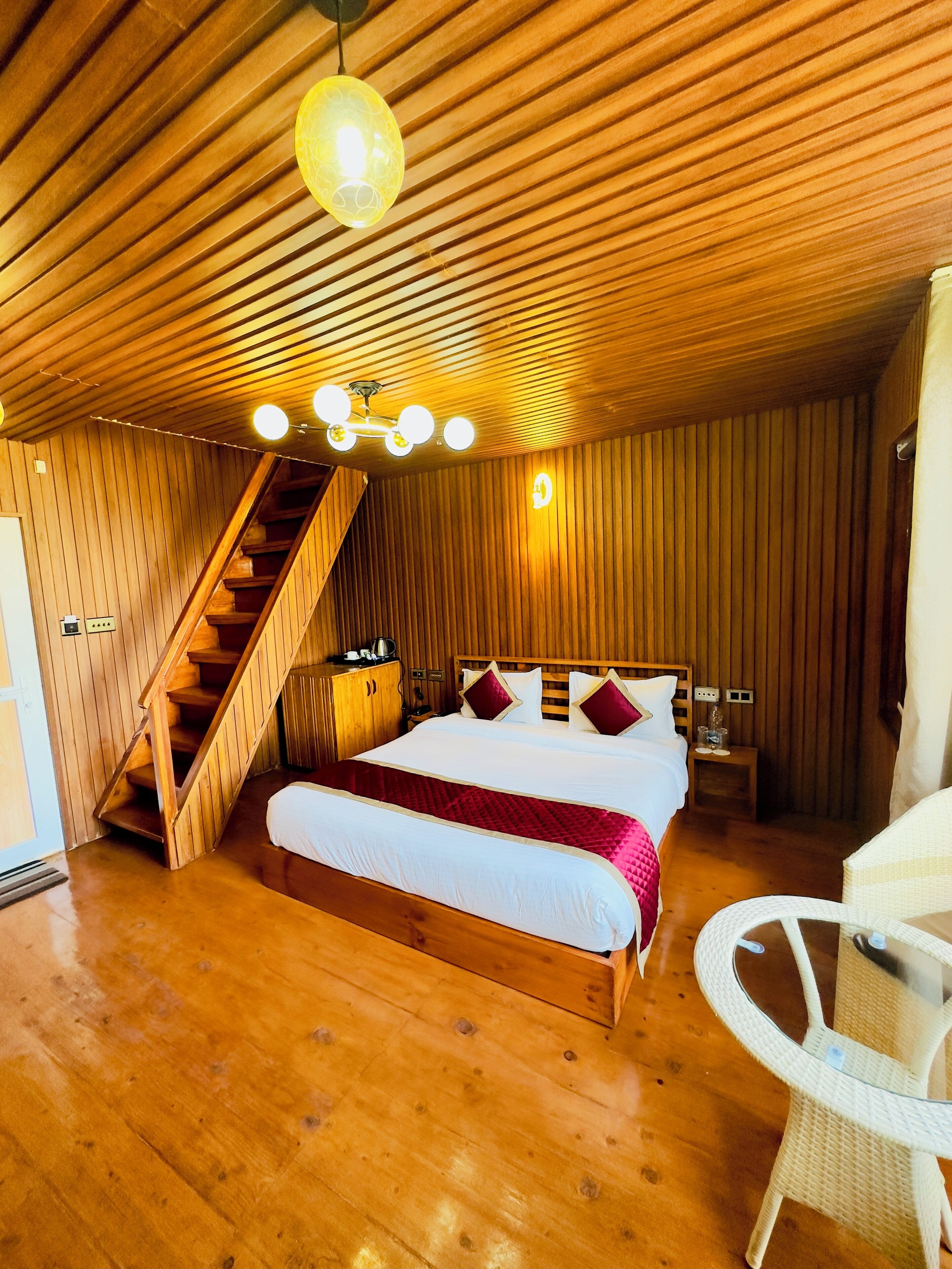 Snow Ventana | In-room safe, blackout drapes, soundproofing, iron/ironing board