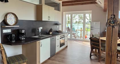 Gemütliche Dachgeschoss-ferienwohnung für 2