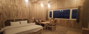 Soundproofing, free WiFi, bed sheets - Sunrise Resort Dhanolti (Dhanaulti)