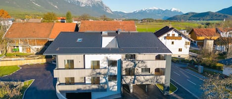 Esterni