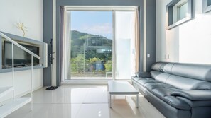 Basic Room, 1 Bedroom (Room VILLA B) | 1 bedroom, free WiFi - Gapyeong Villajia Spa Pension (Gapyeong)