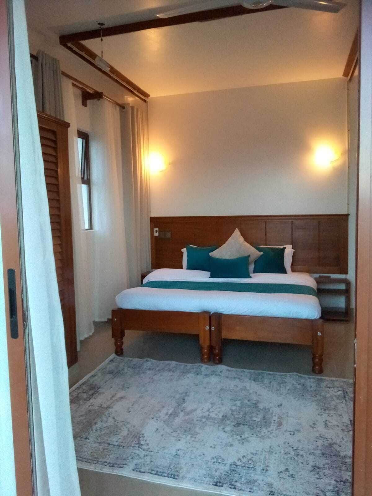 4 室のベッドルーム、WiFi、ベッドシーツ