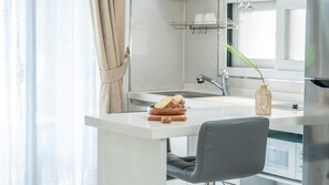 Basic Room, 1 Bedroom (Ongdalsaem) | 1 bedroom, free WiFi - Gapyeong Gipeunsanarae Spa Pension (Gapyeong)