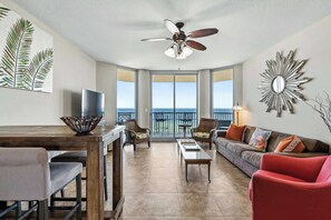 TV - Just In! 2BR Emerald Dolphin Escape w/ Sparkling Gulf Views (Pensacola Beach)