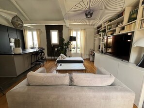 Smart TV, printers - Appartement T3 Idéalement Situé (Paris)