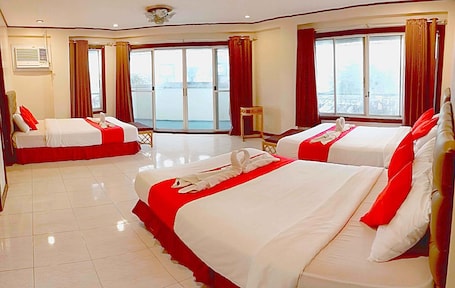 Quadruple Room, City View | Desk, laptop workspace, free WiFi