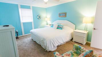 3 bedrooms, desk, iron/ironing board, travel cot