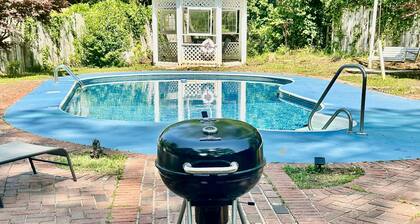 Stay in Style: Beautifully Designed Home with Outside Space/Seating, Charcoal Grill