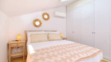 Familienhaus, Mehrere Schlafzimmer, 2 Bäder (Charming Island Villa Alba) | 3 Schlafzimmer, Zimmersafe, Bügeleisen/Bügelbrett, kostenloses WLAN