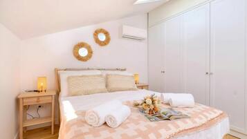 Family House, Multiple Bedrooms, 2 Bathrooms (Charming Island Villa Alba) | 3 bedrooms, in-room safe, iron/ironing board, free WiFi