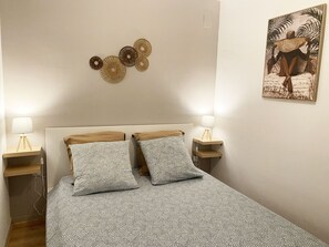 Room - Porto Fino - Apartamento vista al canal reformado (Empuriabrava)