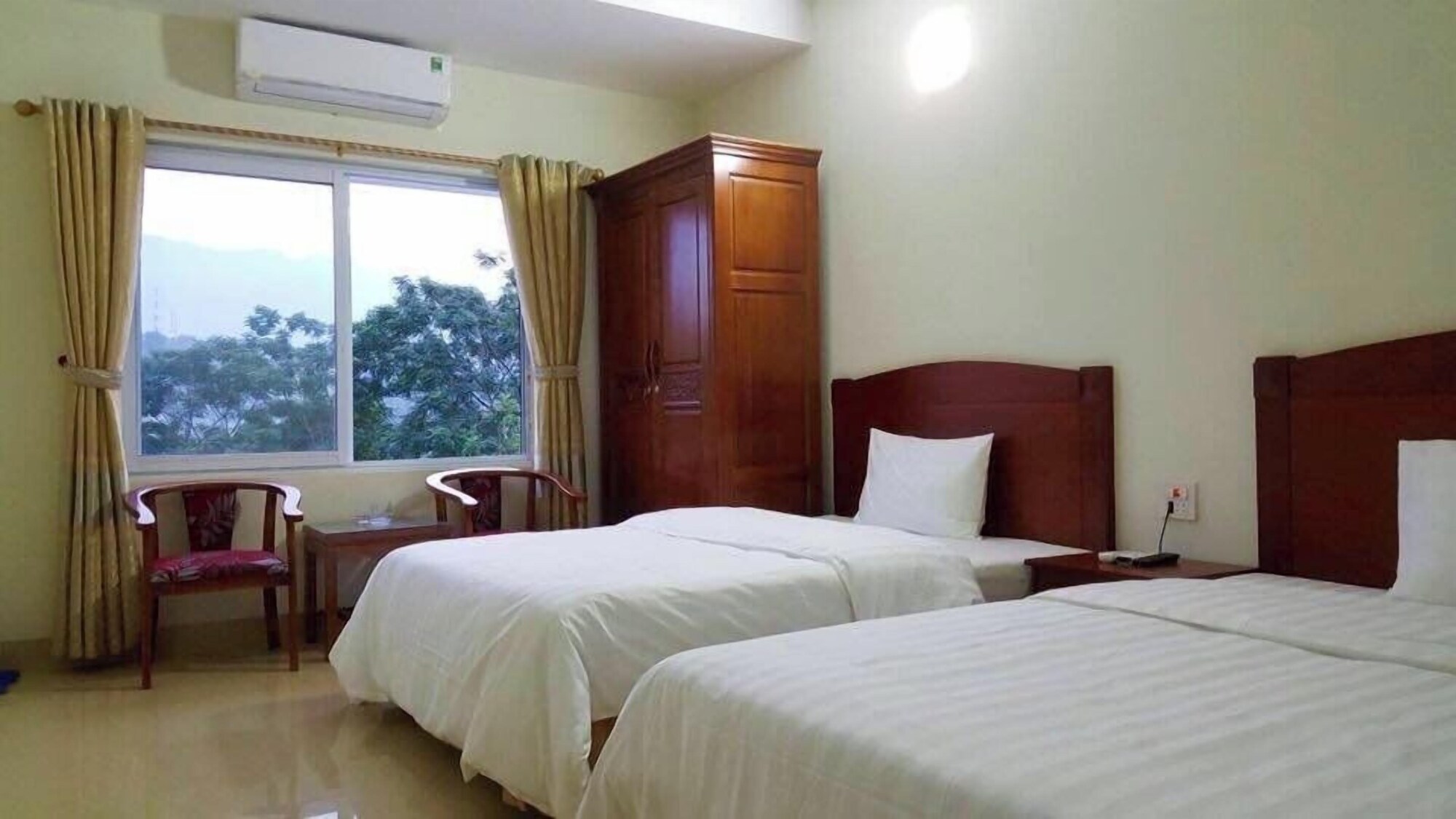 2 Star Hotels
