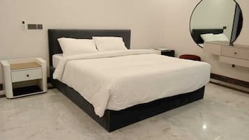 Kamar Eksekutif | Meja kerja, kedap suara, dan Wi-Fi gratis