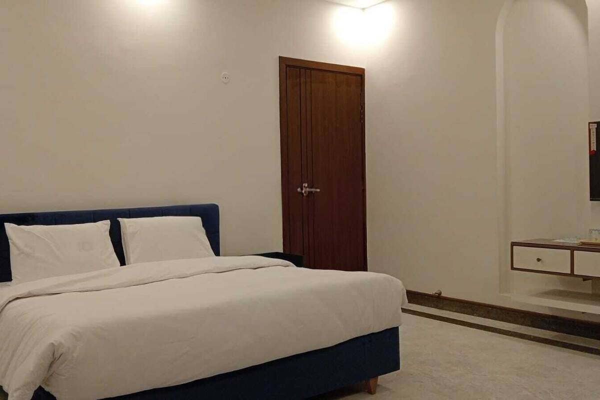 Executive Room | Desk, soundproofing, free WiFi