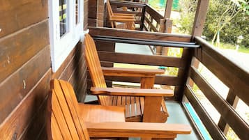 Standard Double Room | Desk, soundproofing