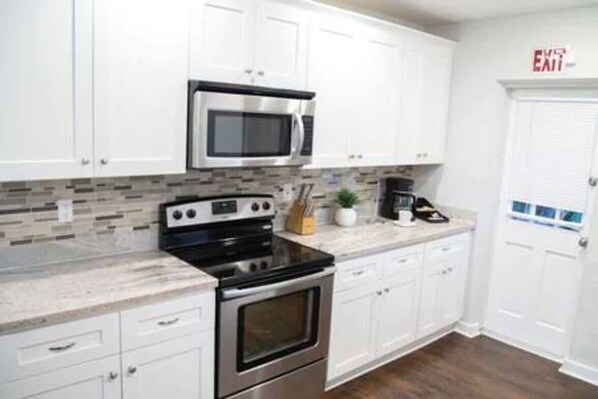 Fridge, microwave, oven, dishwasher