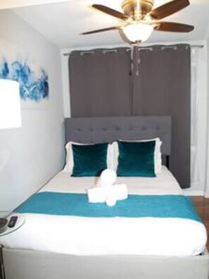 4 bedrooms, iron/ironing board, bed sheets