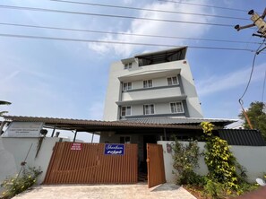 Front of property - Shantham Service Apartments, Kinathukadavu (Kinathukadavu)