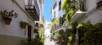 Apartment 'Cazorla Rural Guadalquivir' with Private Terrace, Wi-Fi and Air Conditioning