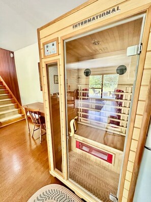 Interior - Porchside Retreat: Sauna and Treeline Backyard (Meaford)