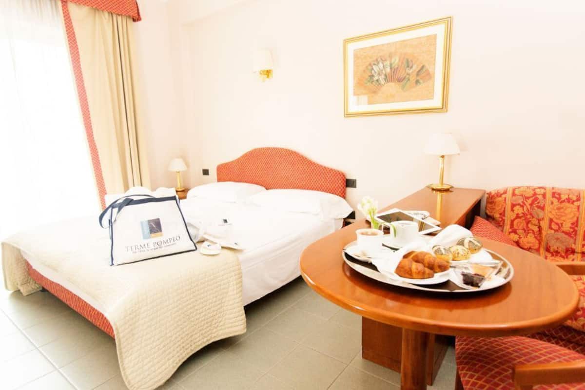 1 bedroom, in-room safe, blackout curtains, free WiFi
