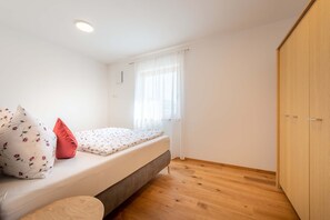 1 makuuhuone, ilmainen Wi-Fi, vuodevaatteet