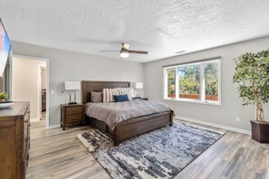 Signature House | 3 bedrooms, individually decorated, individually furnished - Sedona Chapel Cross Home (Sedona)