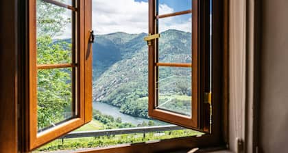 Holiday Home 'Mirador Del Navia' with Mountain View, Private Terrace and Wi-Fi
