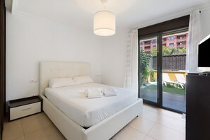 2 habitaciones, tabla de planchar con plancha y wifi gratis 