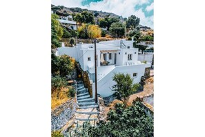 Exterior - Holiday Home 'Agapi Home' with Private Terrace, Wi-Fi and Air Conditioning (Tinos)