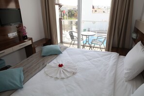 Minibar, in-room safe, free WiFi, bed sheets - Cotton Boutique Hotel (Bodrum)