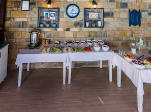 Free daily continental breakfast - Cotton Boutique Hotel (Bodrum)
