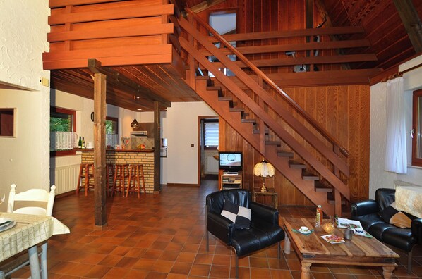 TV, fireplace - Ferienhaus an der Ems-fähre, 1-5 Pers (Rheine-Elte)