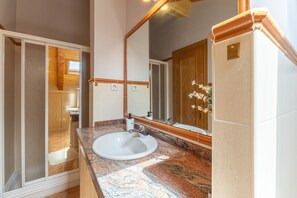 Billede uden beskrivelse, 3 af 32, knap