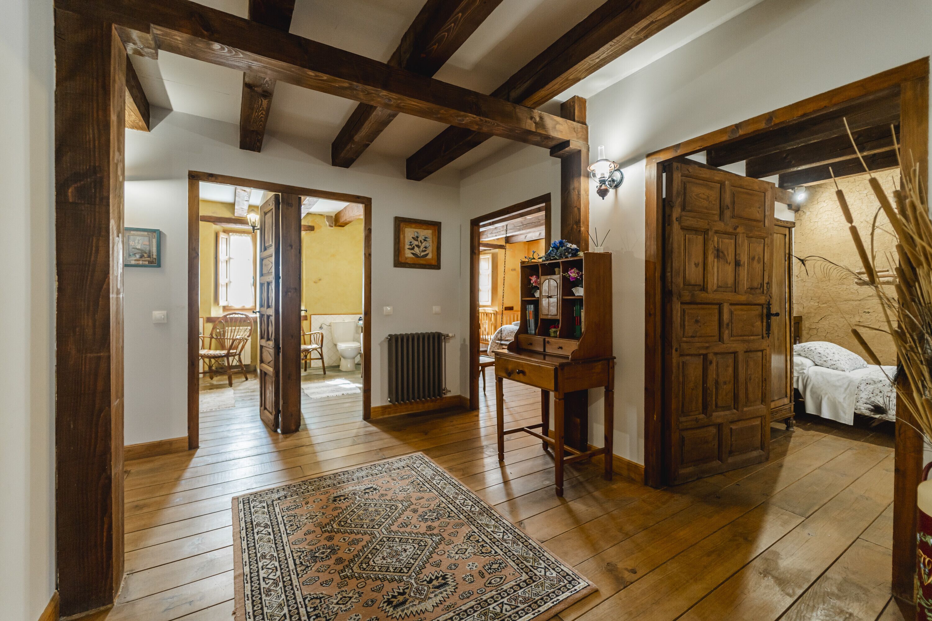 6 bedrooms, iron/ironing board, free WiFi, bed sheets