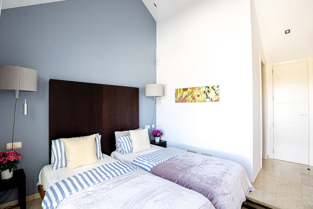 Chalet 'Comodo Triplex La Cala Golf' Mit Gemeinschaftspool, Wlan Und Klimaanlage - Marbella