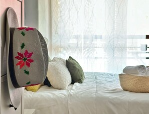 2 bedrooms, iron/ironing board, bed sheets