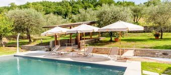 Apartment 'Villa La Lanterna Bianca' with Mountain View, Wi-Fi and Air Conditioning