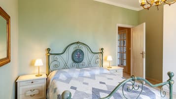 4 chambres, Wi-Fi gratuit, draps fournis