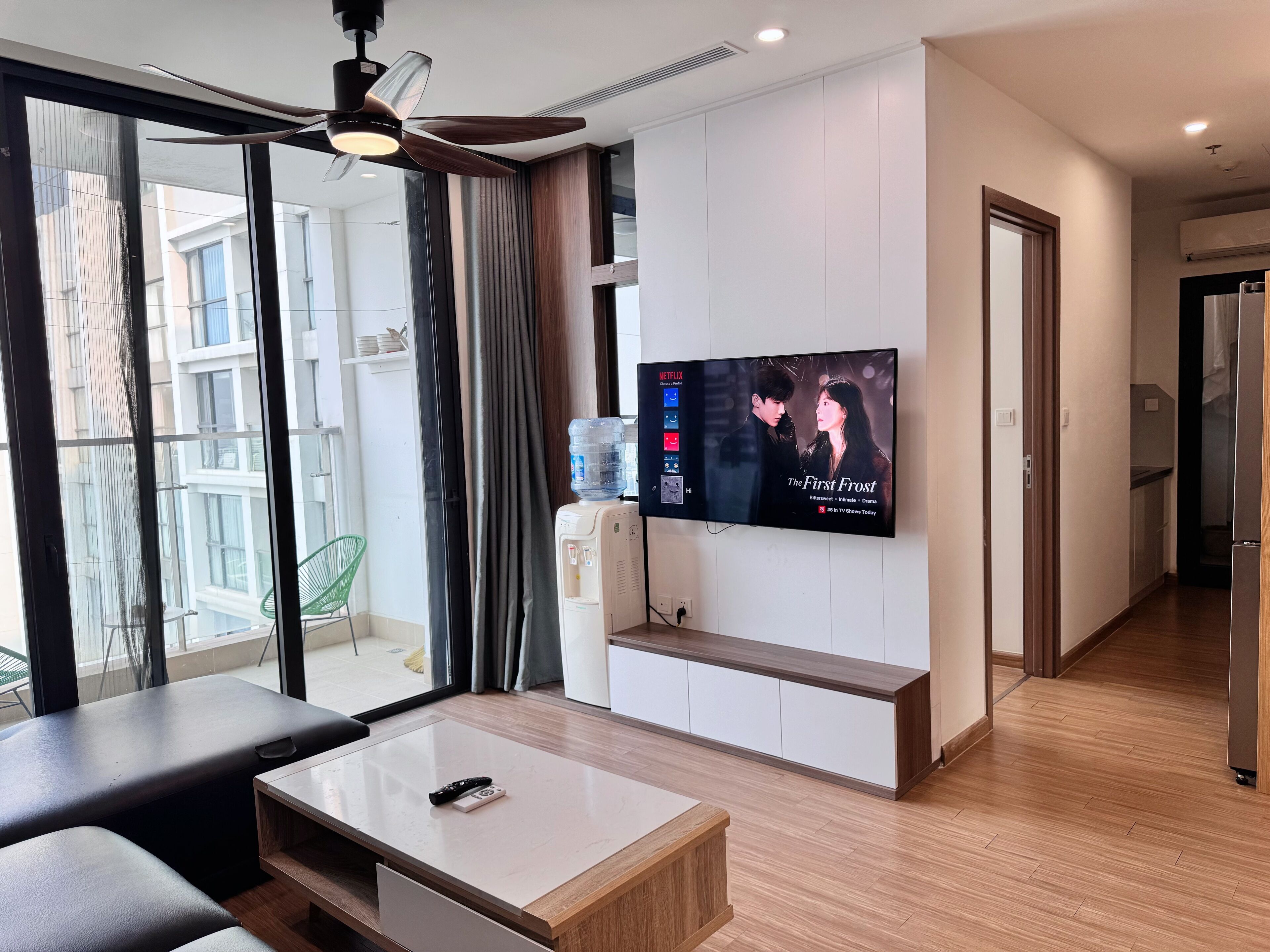 Standard Apartment, 3 Bedrooms | Living area | 65-inch flat-screen TV with satellite channels, fireplace